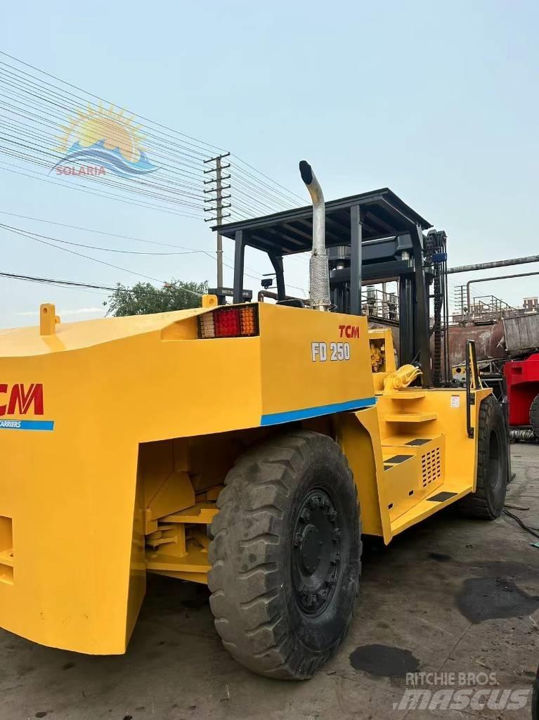 TCM FD 250 Empilhadores Diesel