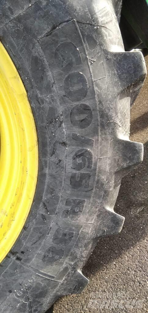 John Deere 6105 RC Tratores Agrícolas usados