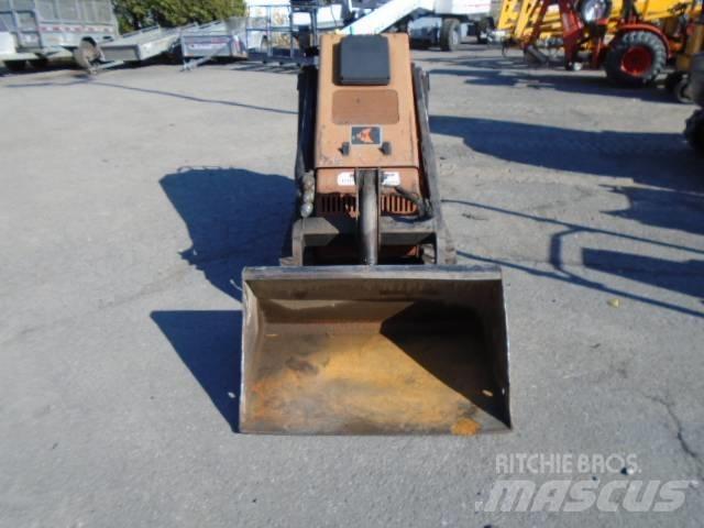 Ditch Witch SK 650 Minicarregadeiras