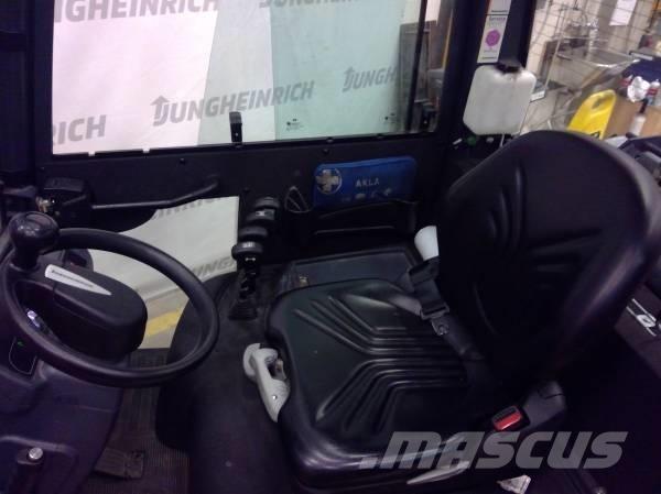 Jungheinrich TFG 320 Empilhadores a gás