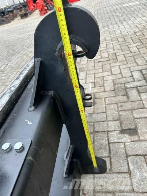 Volvo L 90 / L 120 Garfos