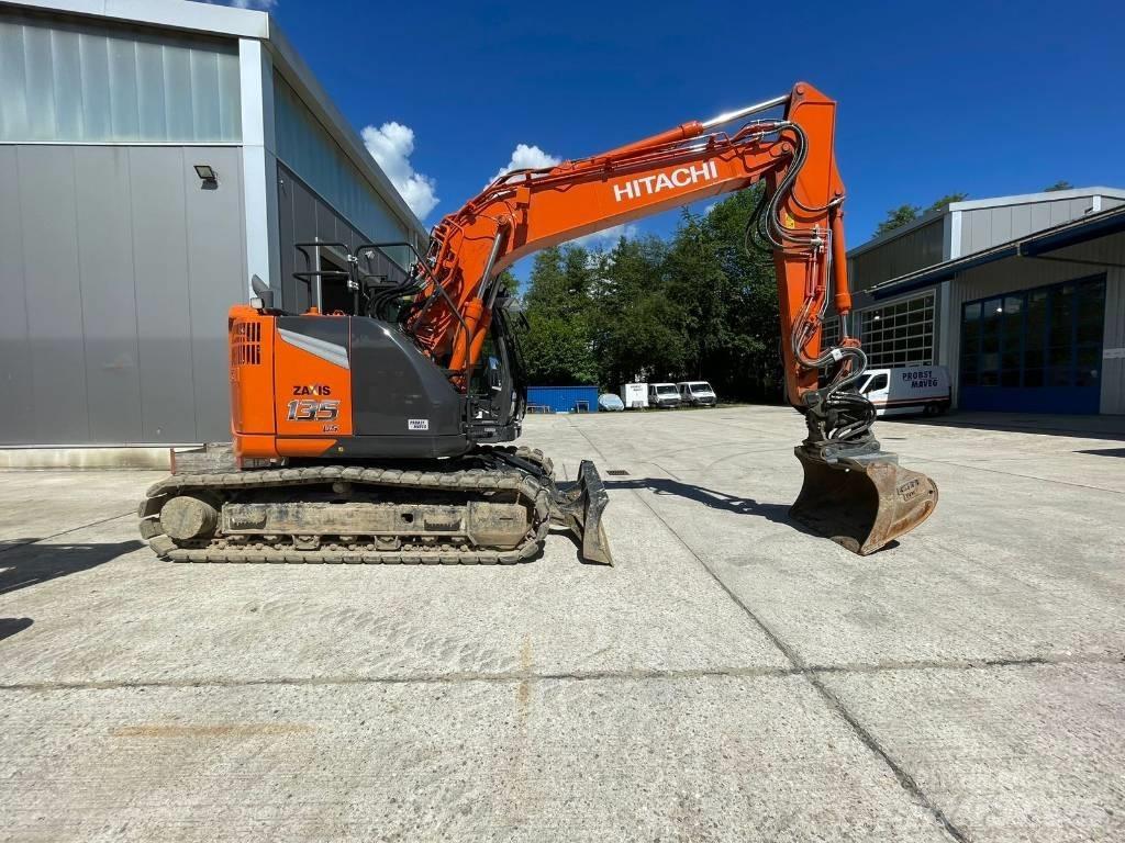 Hitachi ZX135US Escavadeiras de esteiras