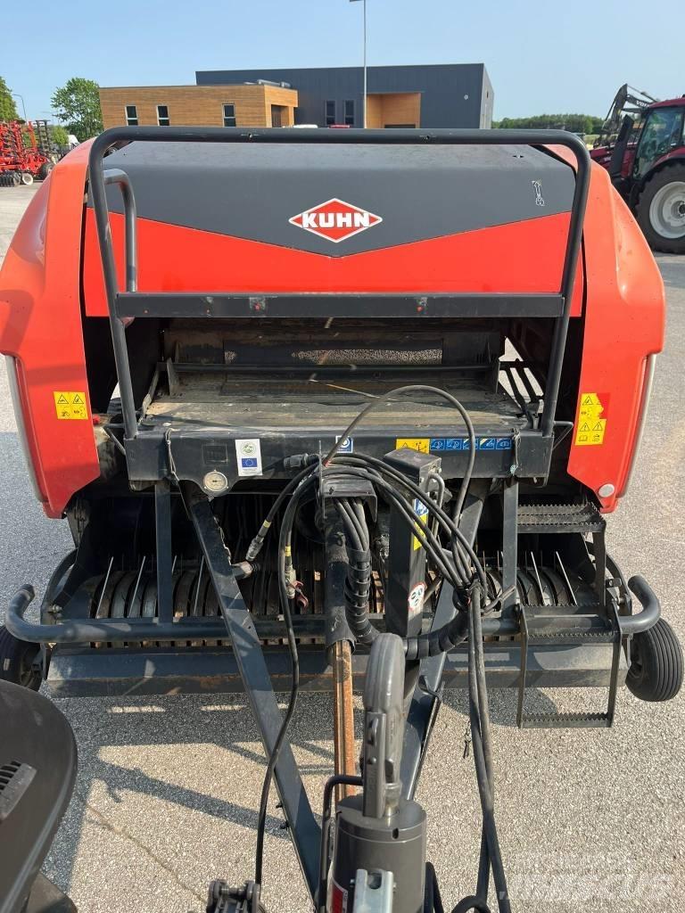 Kuhn FB 3135 Enfardadeira de rolos