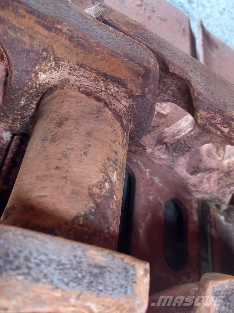 Komatsu PC210LC-10 Escavadeiras de esteiras