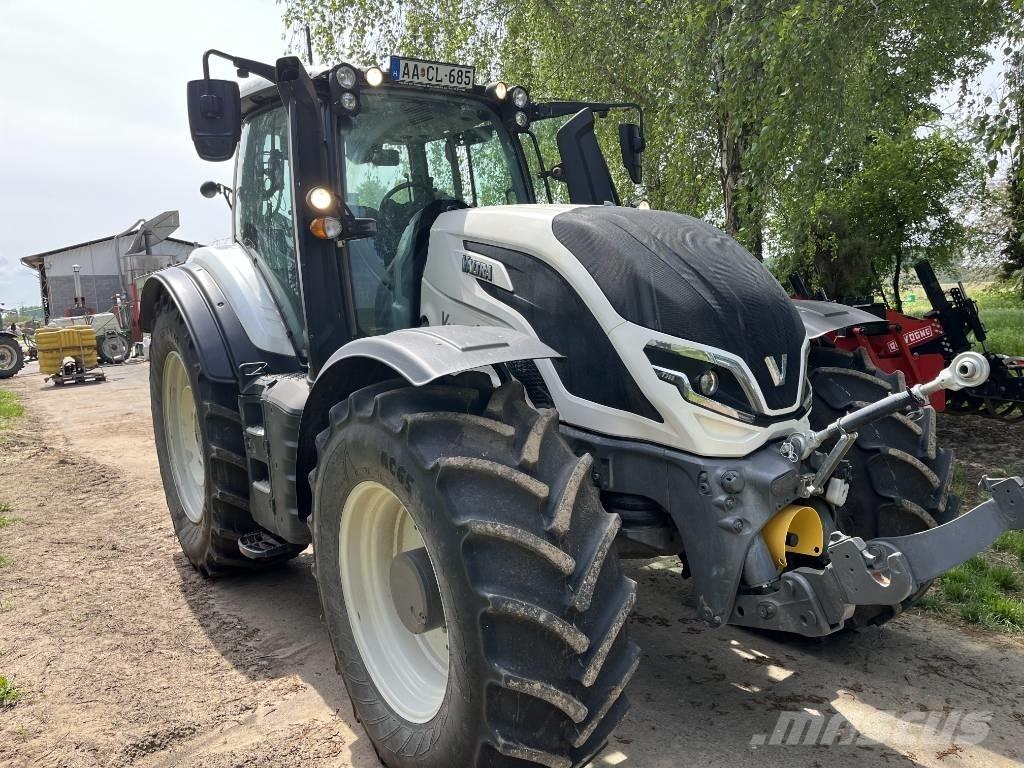 Valtra T 255 Tratores Agrícolas usados
