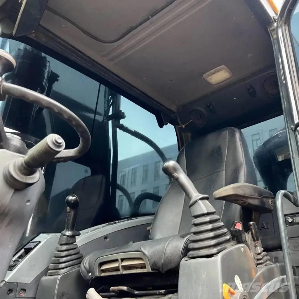 Hyundai R210W-9 Escavadoras de rodas