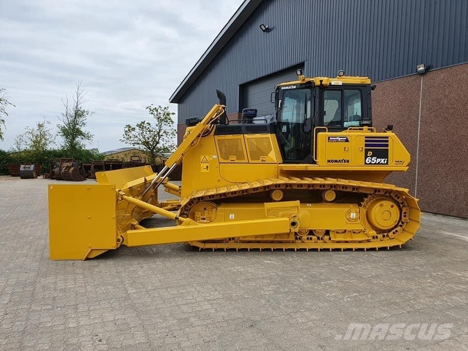 Komatsu D 65 PX-18 Dozers - Tratores rastos