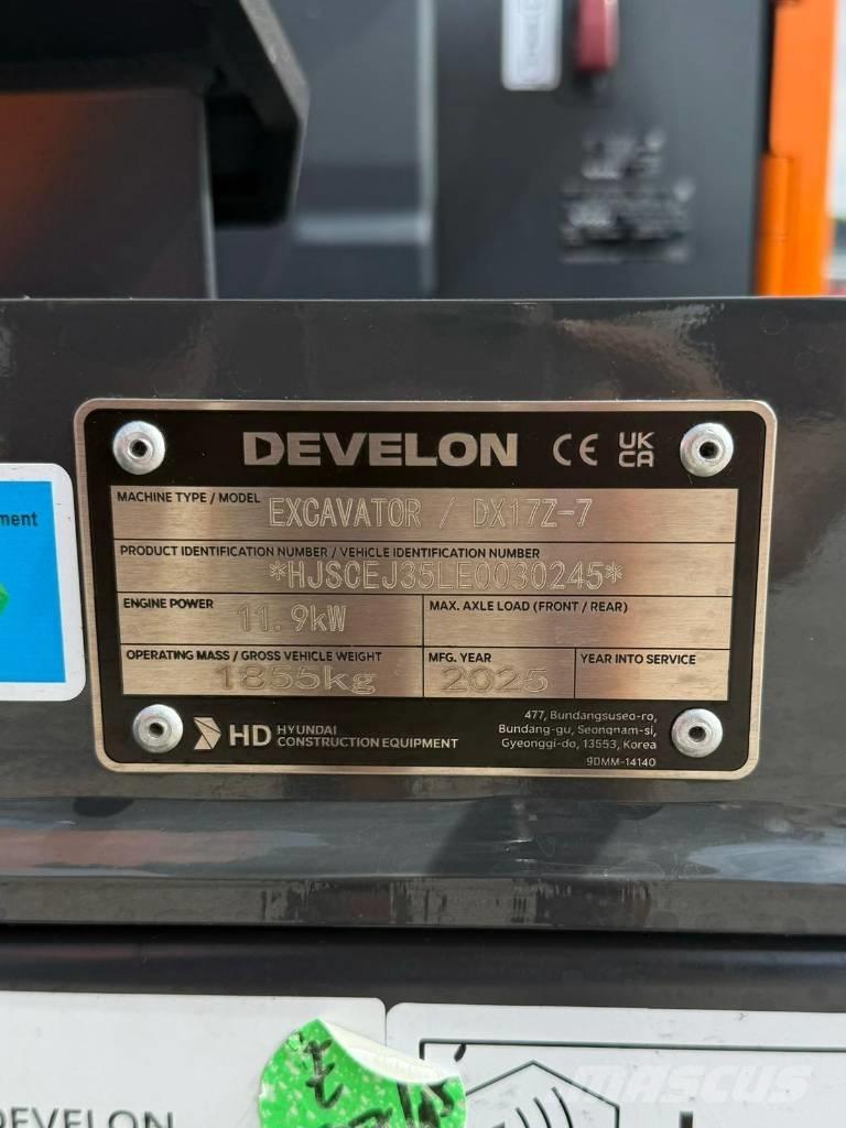 Develon DX 17 Z-7 Miniescavadeiras