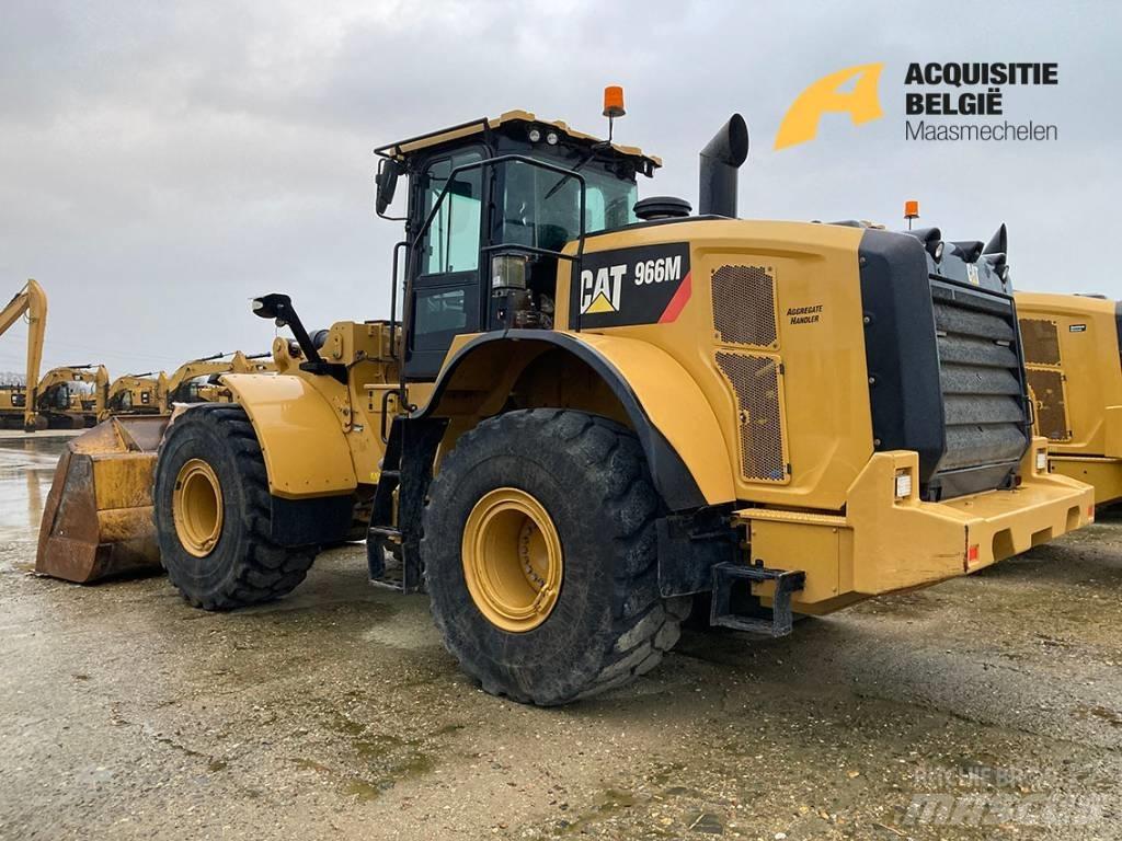 CAT 966M Carregadeiras de rodas