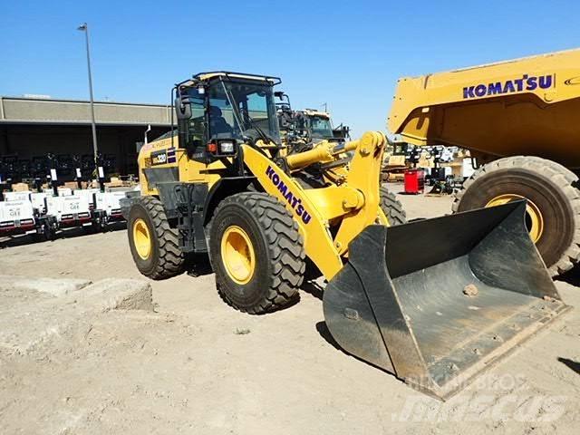 Komatsu WA320-8 Carregadeiras de rodas