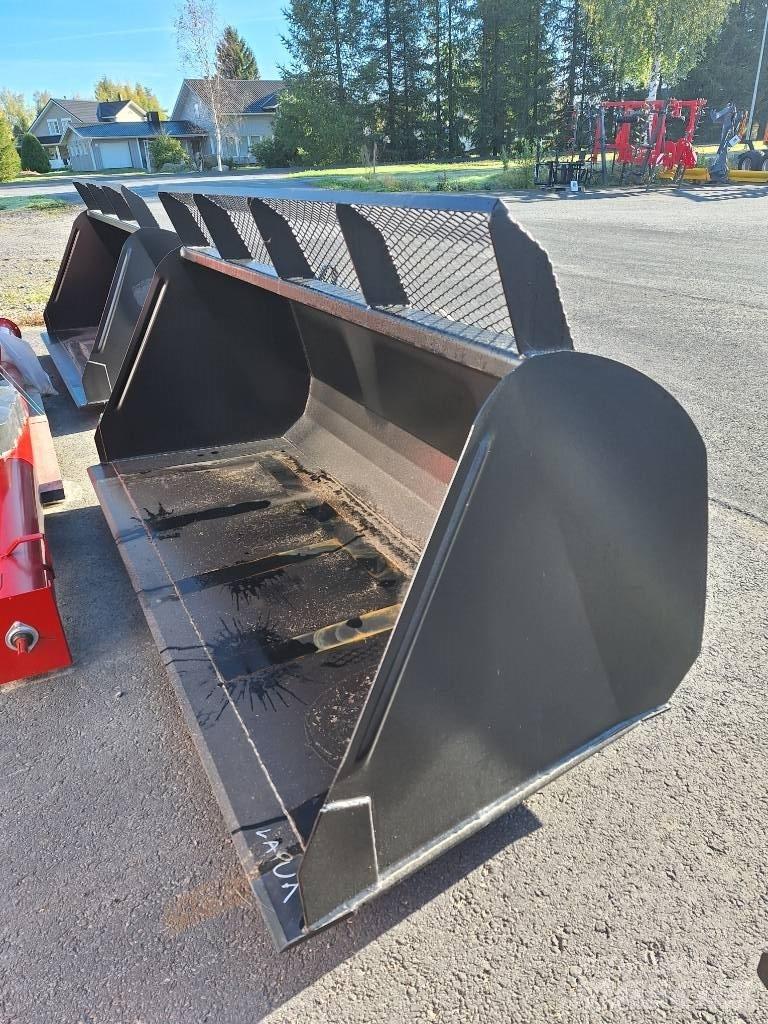 Hakki kauha 2600 Acessórios de carregadora frontal