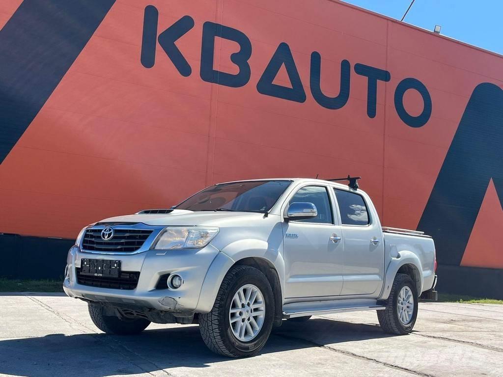 Toyota Hilux 4x4 Automóvel