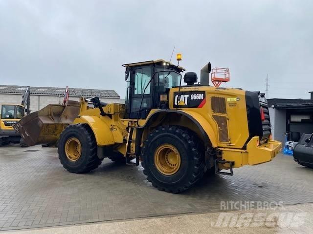 CAT 966 M Carregadeiras de rodas