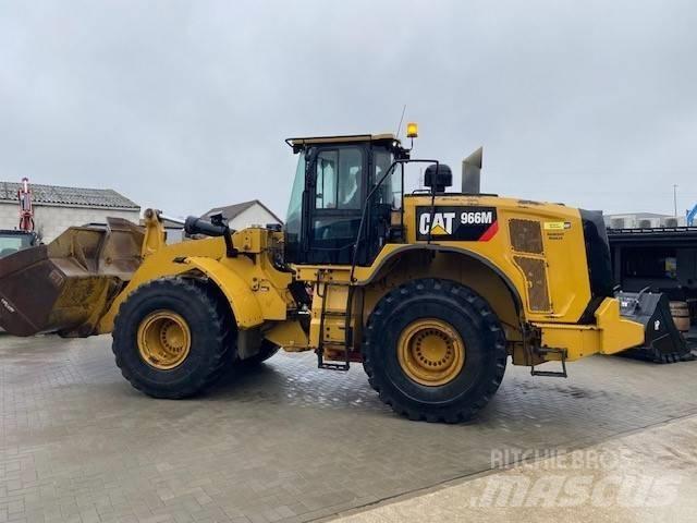 CAT 966 M Carregadeiras de rodas