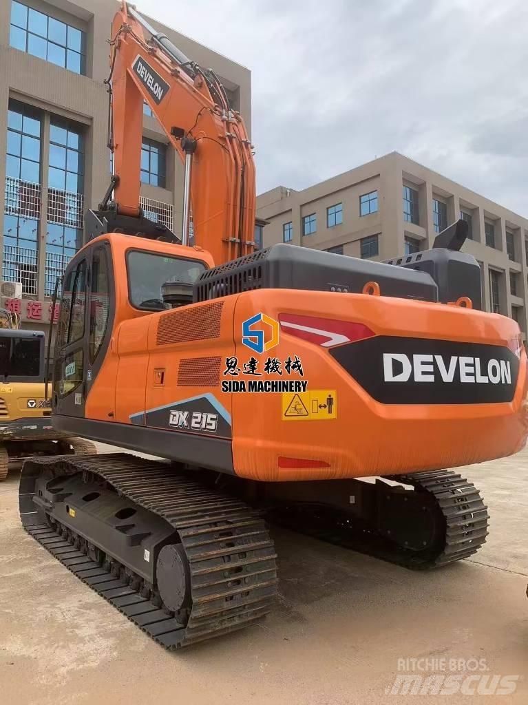 Develon DX 215 Escavadoras Midi 7t - 12t
