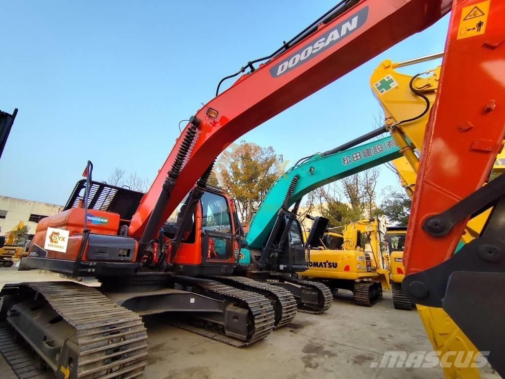 Doosan DX 225 LC Escavadeiras de esteiras