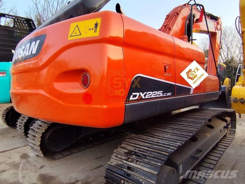 Doosan DX 225 LC Escavadeiras de esteiras