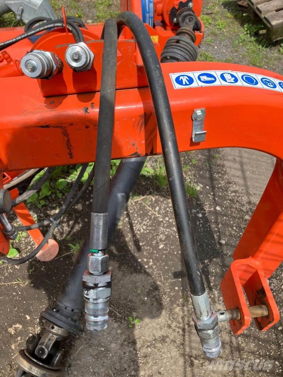 Tierre TCL 200 Gadanheiras e cortadores de folhas para pastos