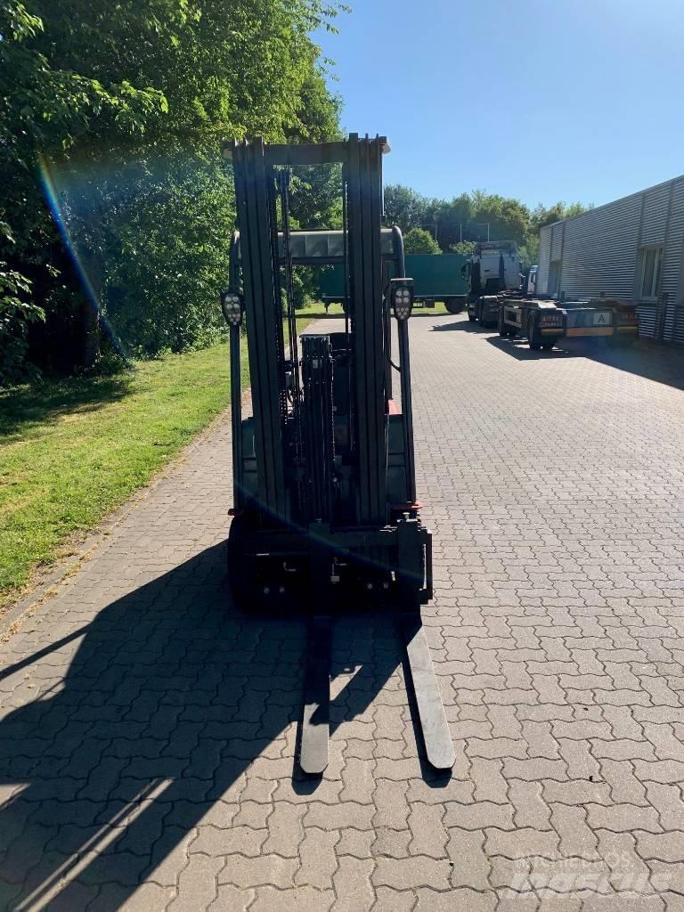 Manitou ME318 Empilhadores eléctricos