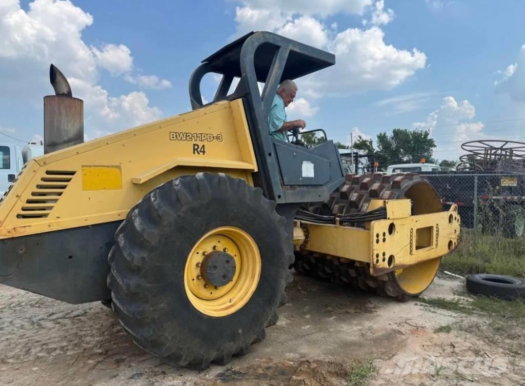 Bomag BW 211 P D-3 Cilindros Compactadores monocilíndricos