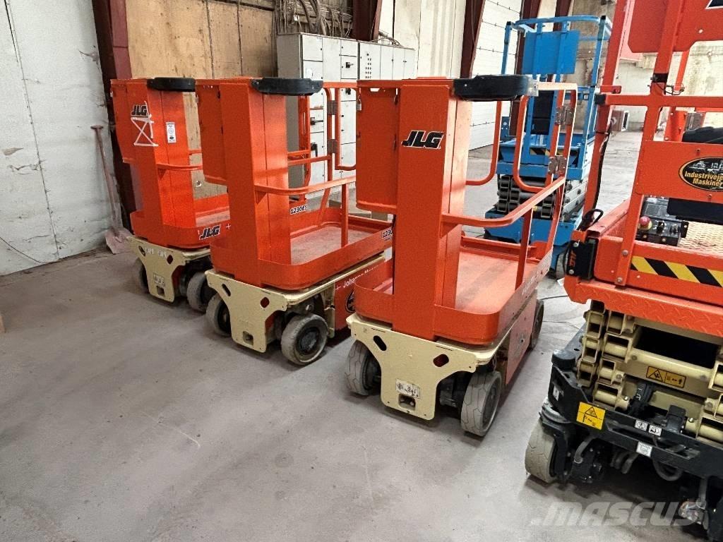 JLG 1230 ES Plataformas de Mastro Vertical