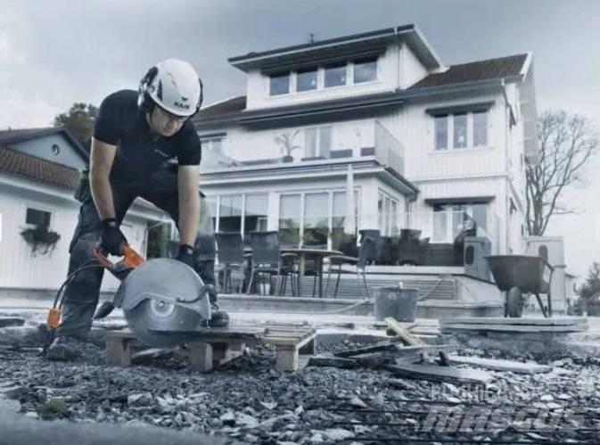 Husqvarna K4000 Construção - Outros
