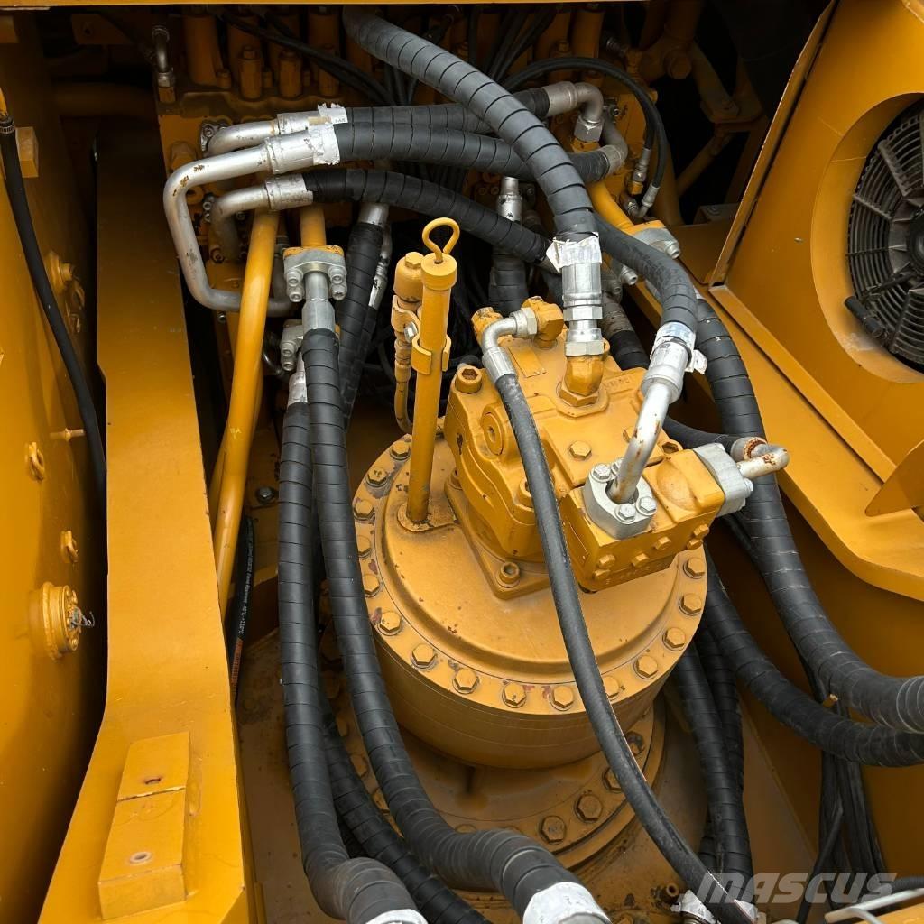 CAT 330D2 Escavadeiras de esteiras