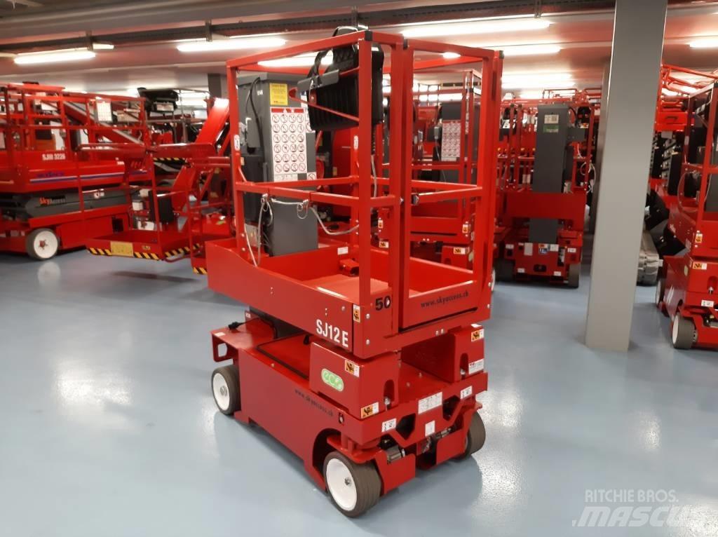 SkyJack SJ12 E Plataformas de Mastro Vertical