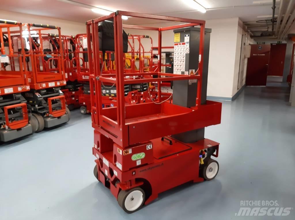 SkyJack SJ12 E Plataformas de Mastro Vertical