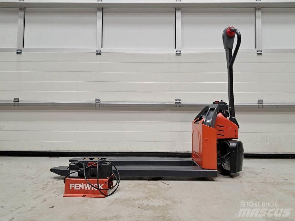 Linde MT12 Porta palettes