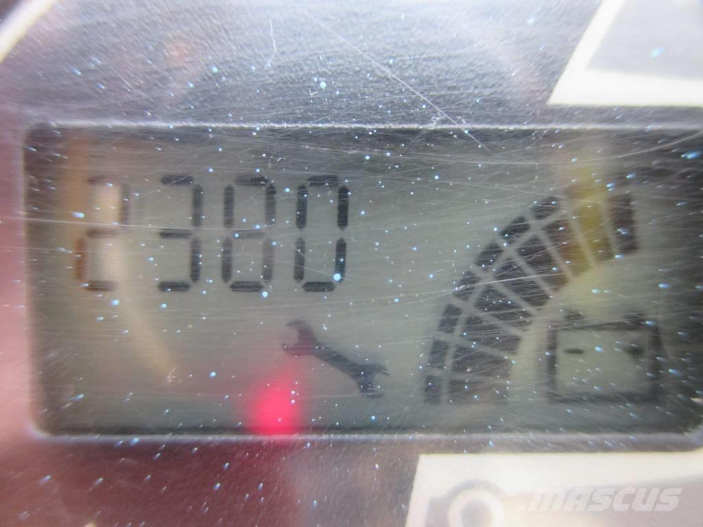 JLG Toucan 8 E Plataformas de Mastro Vertical