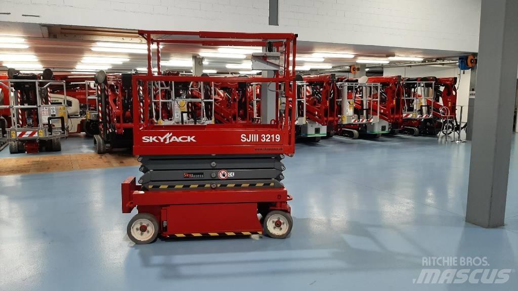 SkyJack SJIII 3219 Elevadores de tesoura