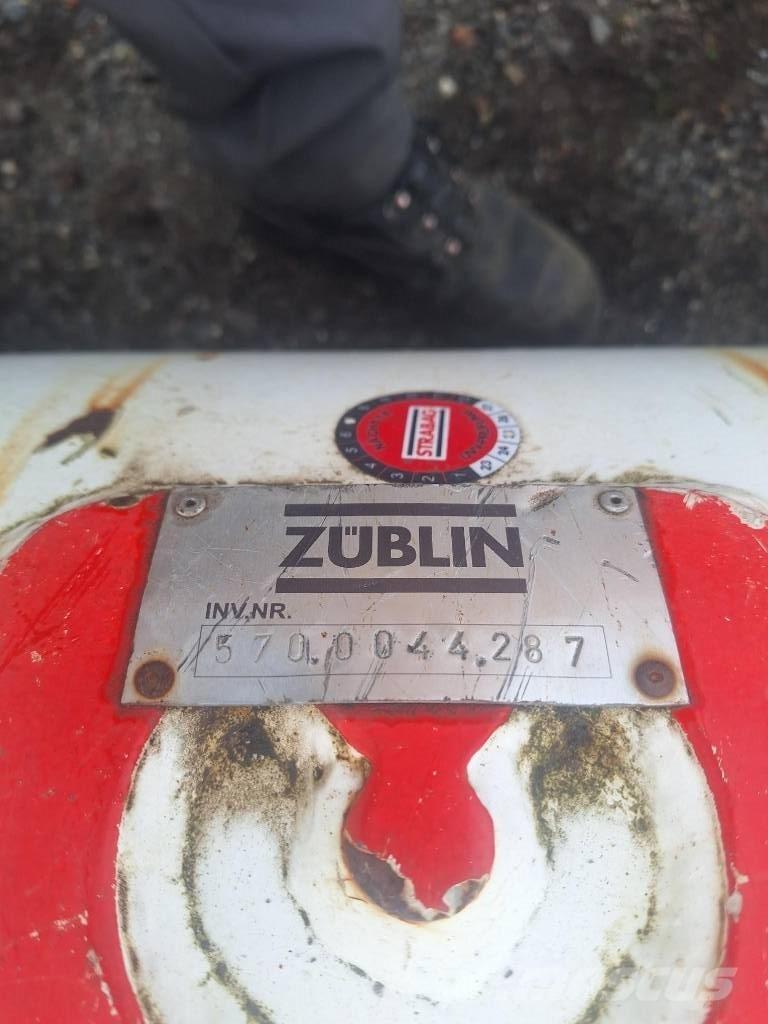 IHC System S40 Martelos de empilhamento hidráulico