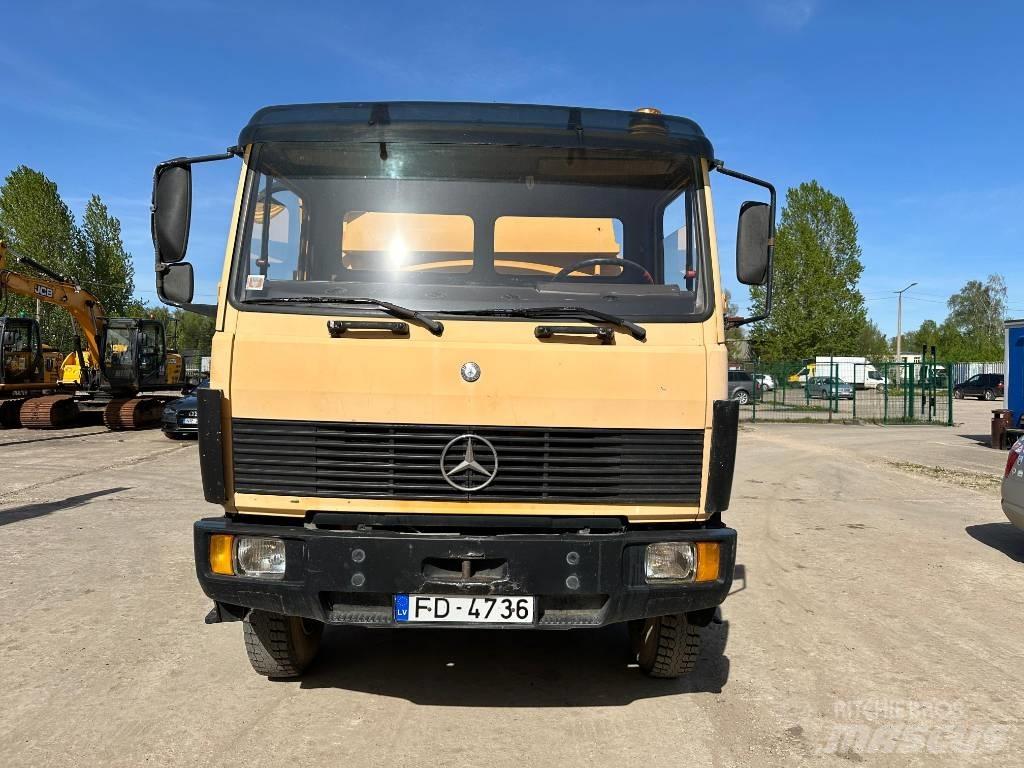 Mercedes-Benz 1317 Camiões-cisterna