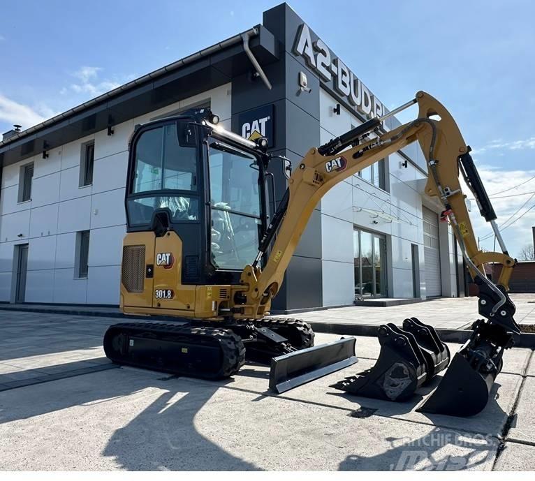 CAT 301.8 Miniescavadeiras