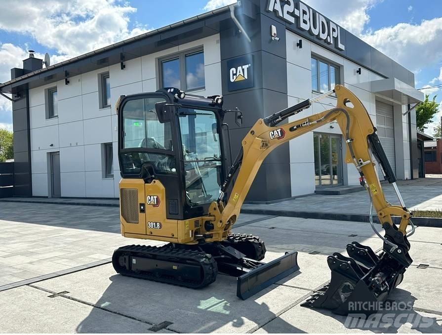 CAT 301.8 Miniescavadeiras