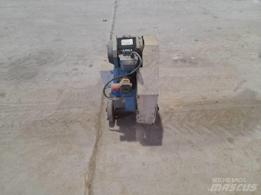 Alba C32L Construção - Outros
