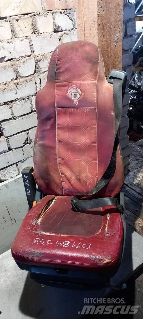 DAF XF 95.    1700022 Cabines e interior