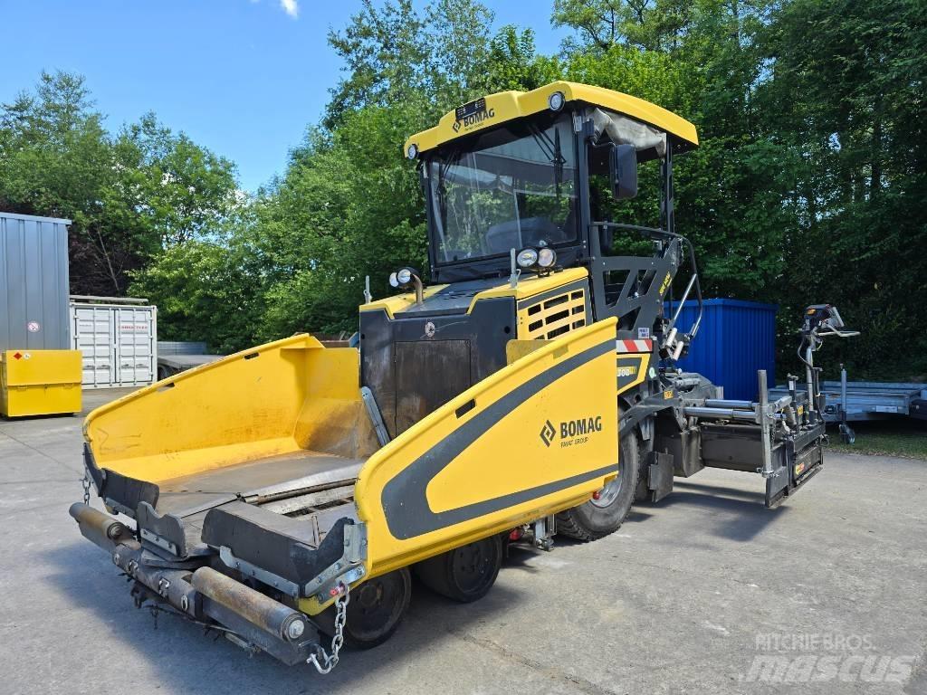 Bomag BF 300 P-2 Espalhadoras de asfalto