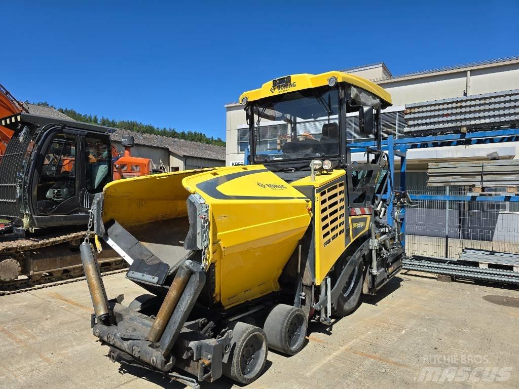 Bomag BF 300 P-2 Espalhadoras de asfalto
