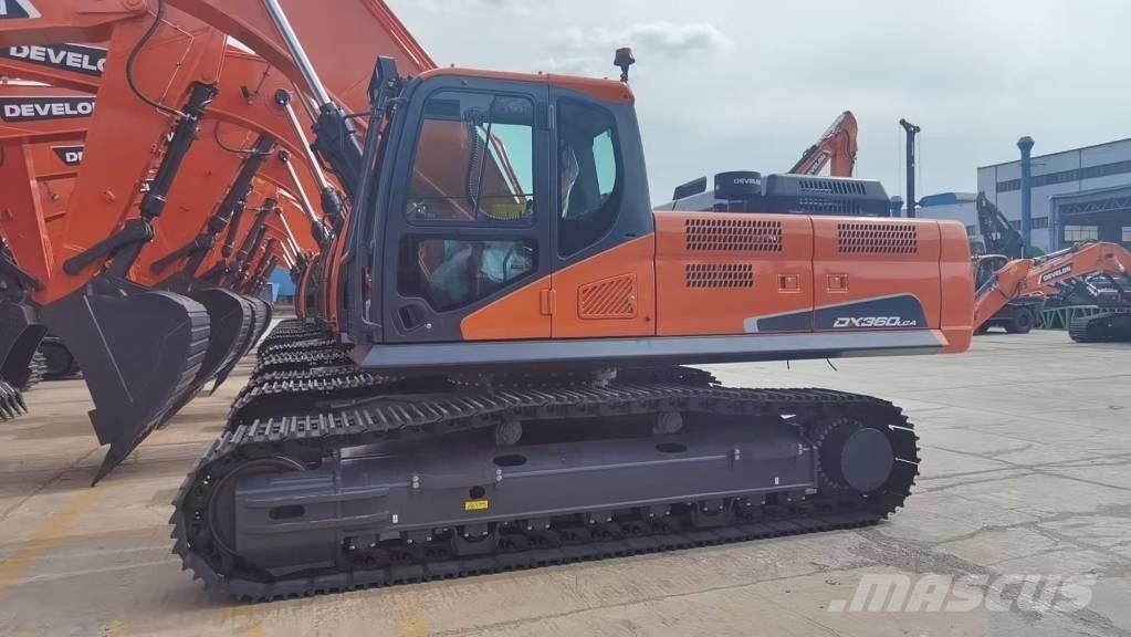 Develon DX 360LCA-7B Escavadeiras de esteiras