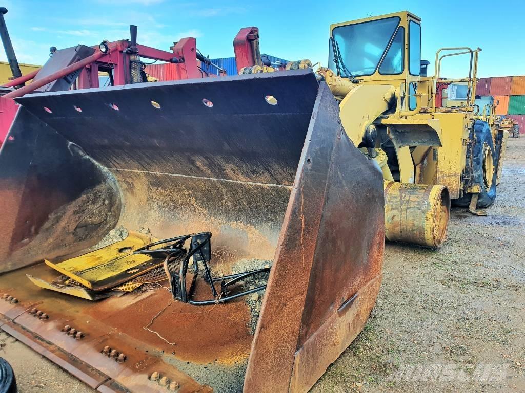 CAT 988 F II Carregadeiras de rodas