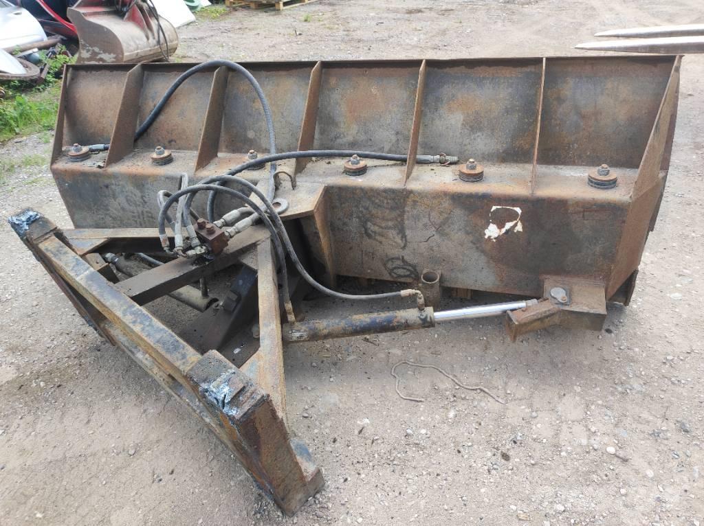 Riko T240 Espaços verdes - Outros
