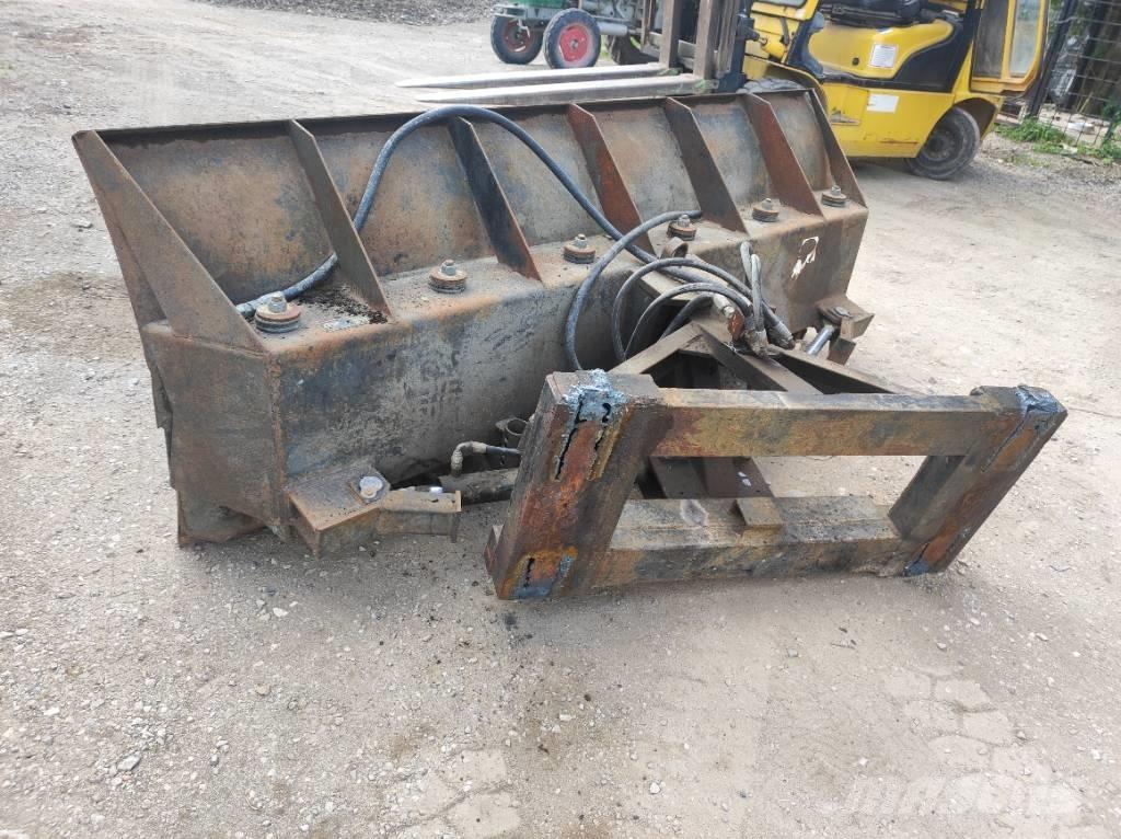 Riko T240 Espaços verdes - Outros
