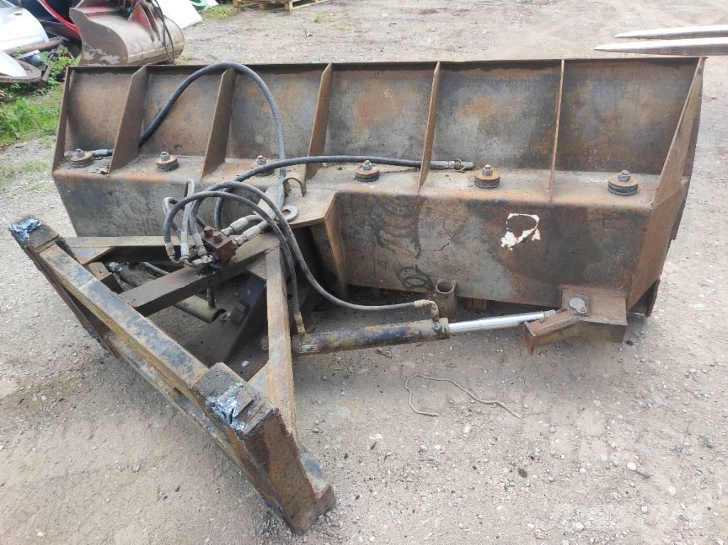 Riko T240 Espaços verdes - Outros
