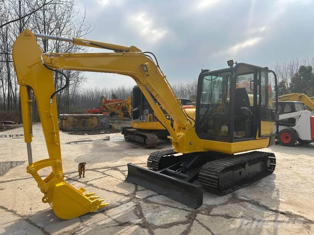 Komatsu PC56-7 Escavadeiras de esteiras