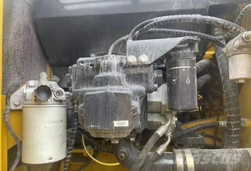Komatsu 220-8K Escavadeiras de esteiras