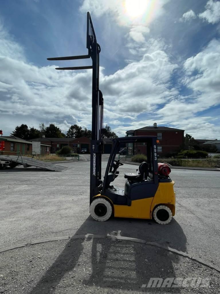 Jungheinrich TFG 320 Empilhadores a gás