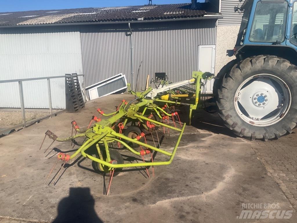 CLAAS Volto 770 Ancinho virador
