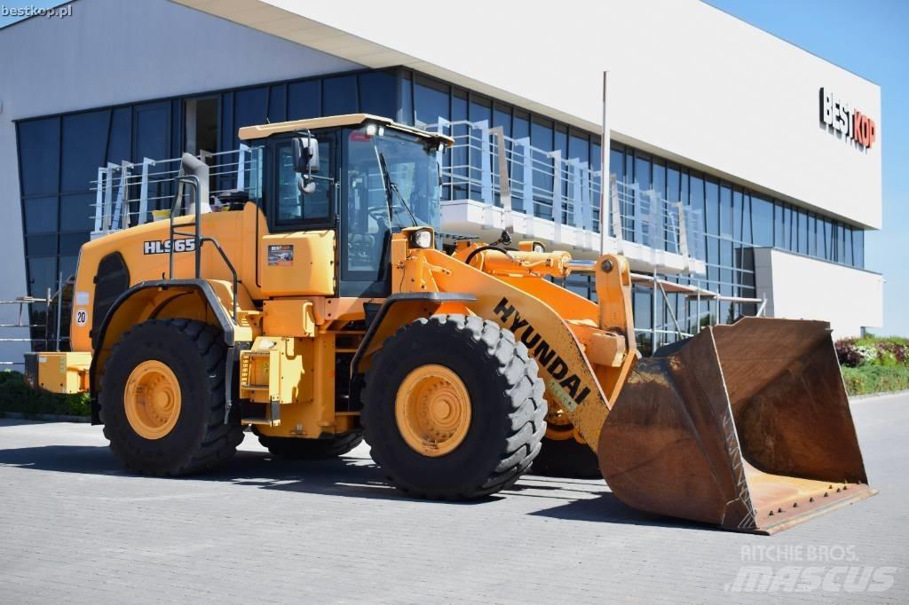 Hyundai HL 965 Carregadeiras de rodas